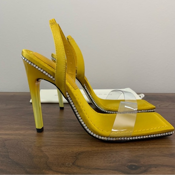 Good American Heels - Picture 5 of 8